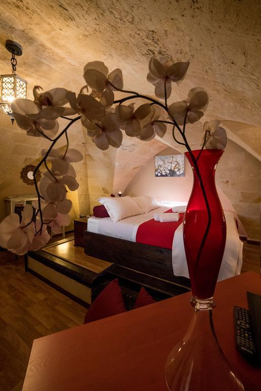 Palazzo Delle Viole Bed & Breakfast ออเรีย ภายนอก รูปภาพ