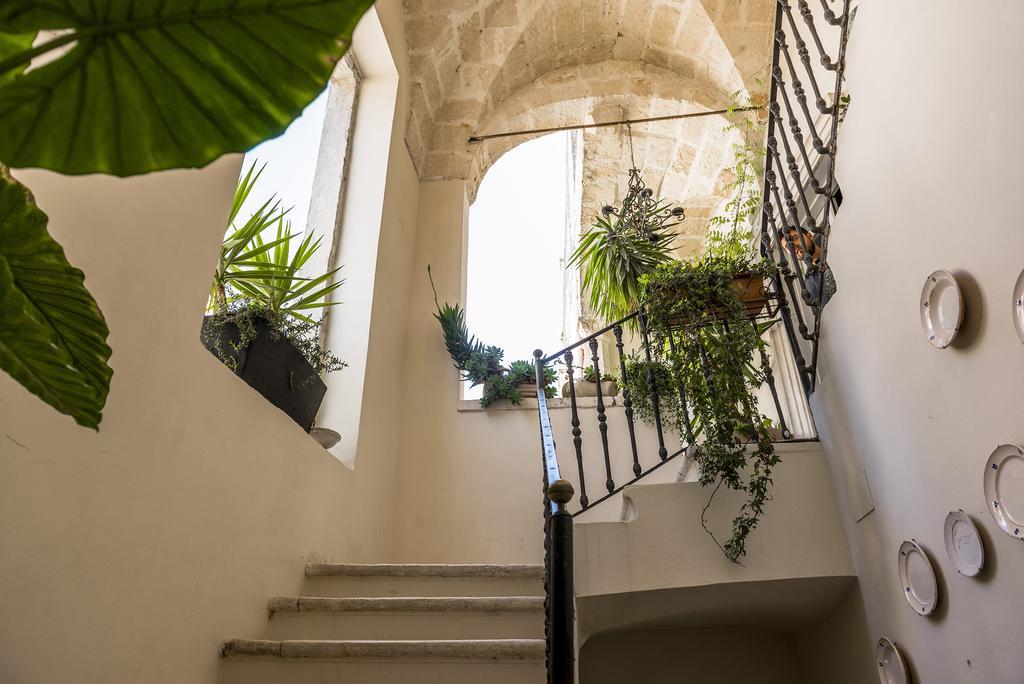 Palazzo Delle Viole Bed & Breakfast ออเรีย ภายนอก รูปภาพ