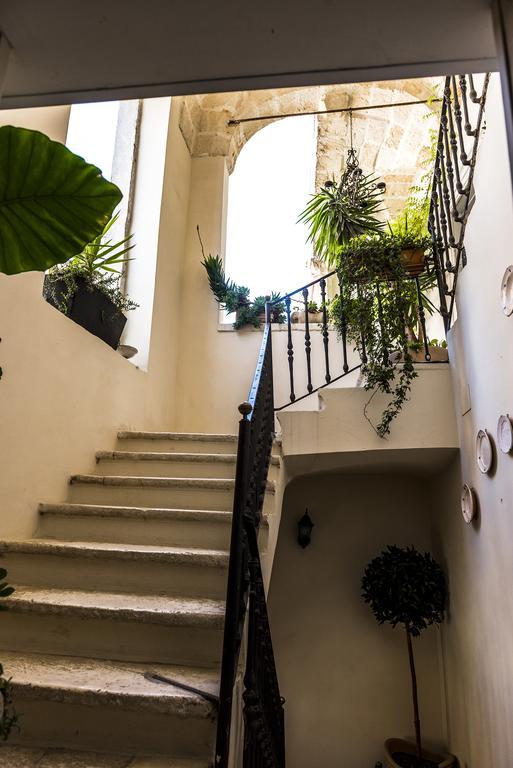 Palazzo Delle Viole Bed & Breakfast ออเรีย ภายนอก รูปภาพ