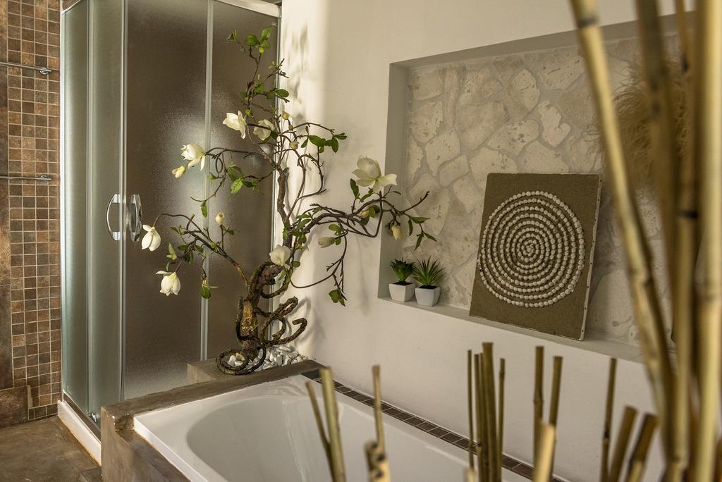 Palazzo Delle Viole Bed & Breakfast ออเรีย ภายนอก รูปภาพ